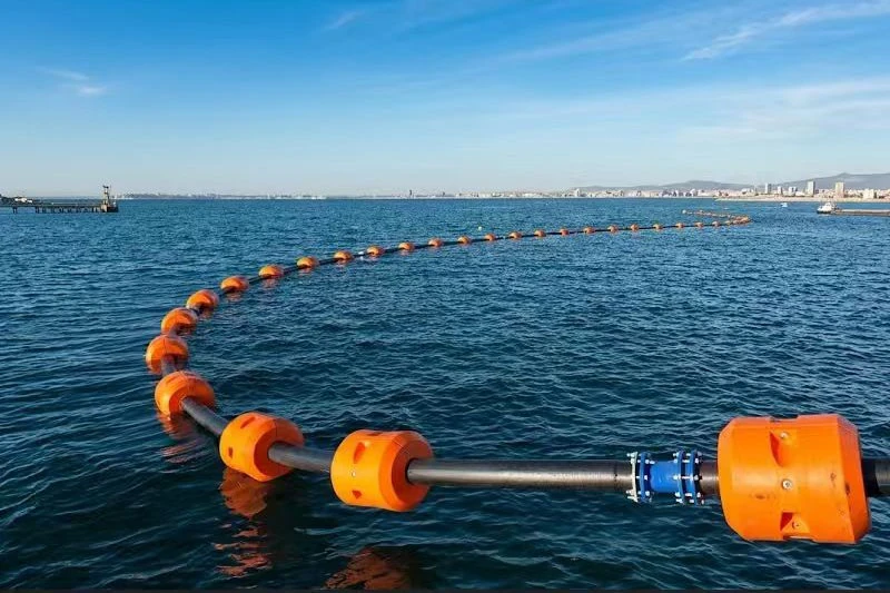 offshore floating pipeline